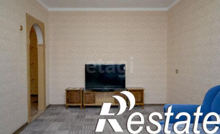 3-комн квартира улица Каландаришвили, 40/6,  д. 40/6