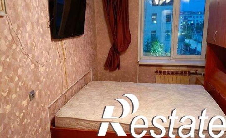 3-комн квартира улица Дзержинского, 9,  д. 9