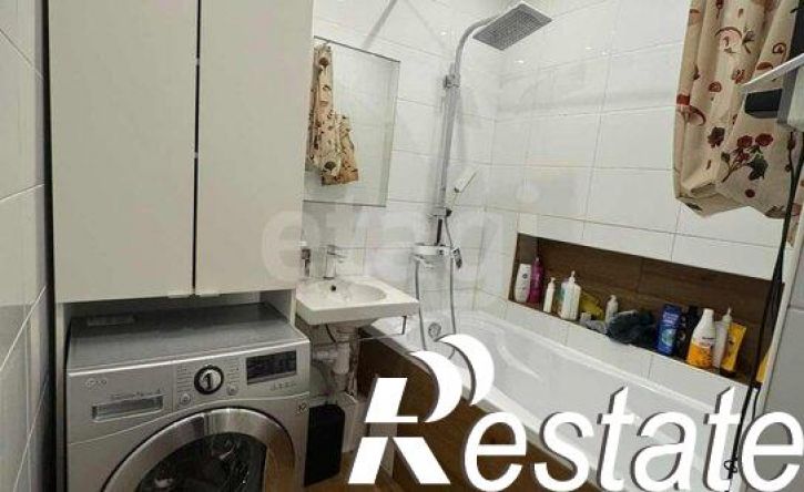 3-комн квартира улица Пояркова, 20/1,  д. 20/1