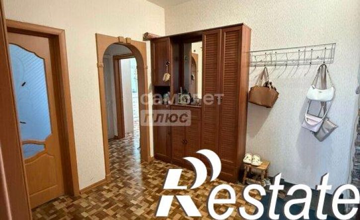 3-комн квартира улица Петра Алексеева, 83/9,  д. 83/9