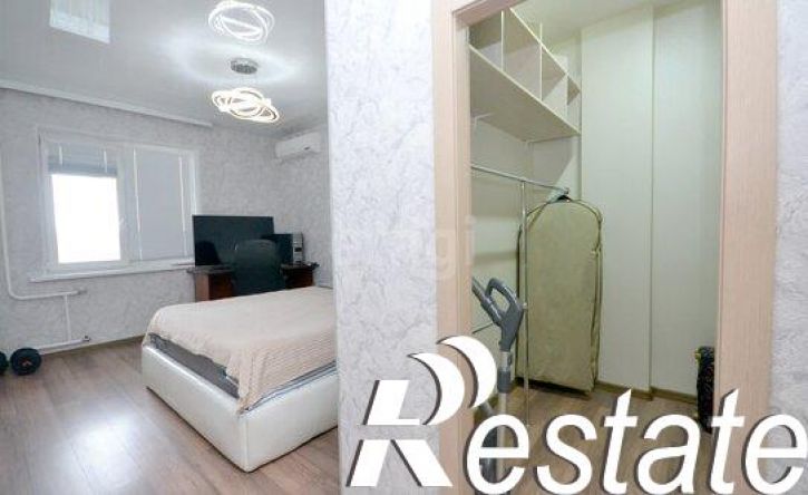 2-комн квартира улица Жорницкого, 30/1,  д. 30/1