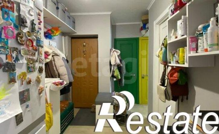 4-комн квартира улица Чиряева, 8,  д. 8