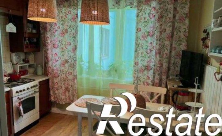 3-комн квартира улица Петровского, 32,  д. 32