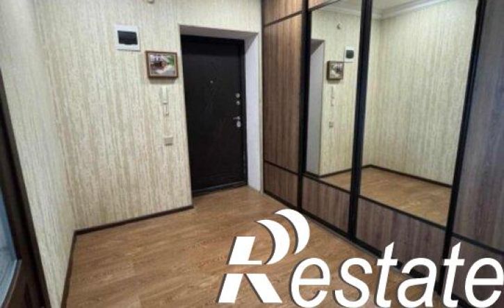3-комн квартира Республика Саха (Якутия), 202-й микрорайон, 25/2