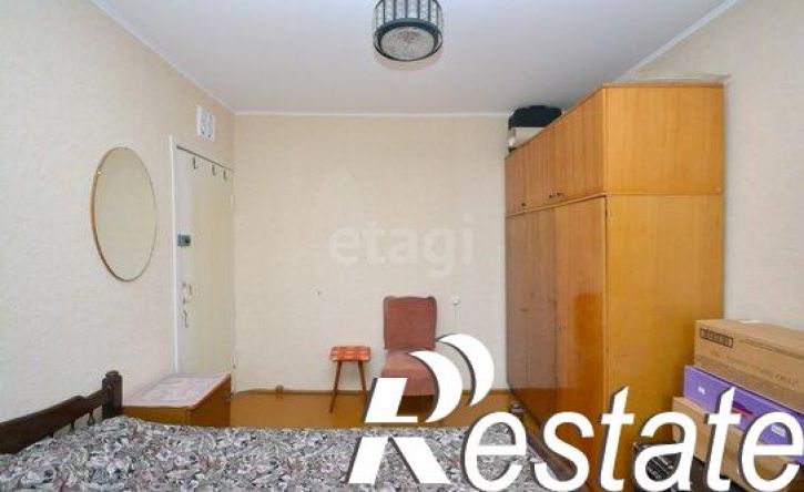 4-комн квартира улица Халтурина, 2,  д. 2
