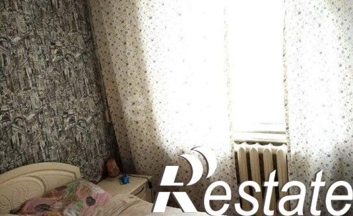 4-комн квартира улица Газовиков, 15,  д. 15