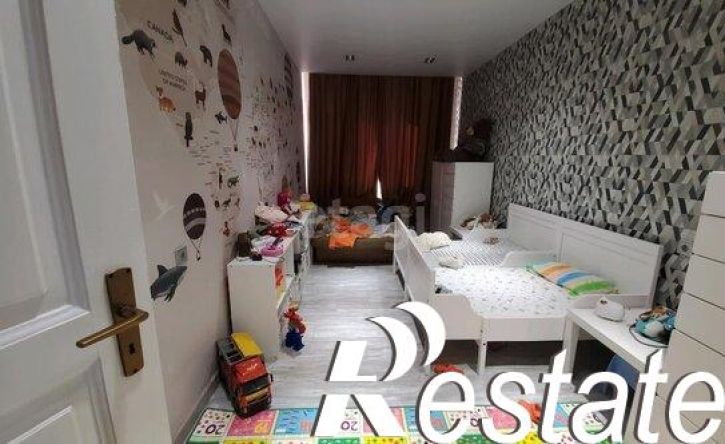 5-комн квартира улица Пирогова, 1,  д. 1